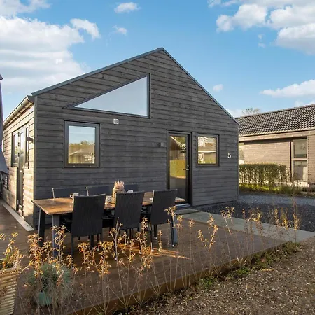 Holiday home In With House Sea View *